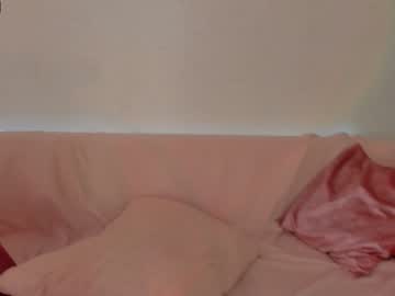 girl
        madeline_jackson cam image #1753865