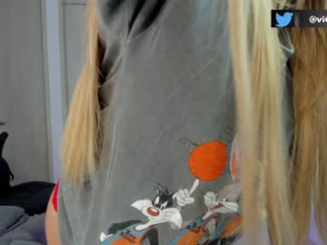 girl
        amelie_bunny_real cam image #1442871