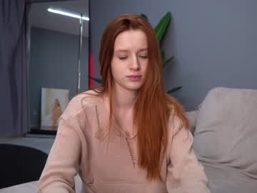 girl
        toxl cam image #3543318