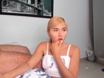 couple Nude Cam Girls Playing Games with anna_bellhot