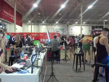 girl
        avapheonix cam image #363616