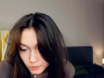 girl
        lost_mymind cam image #6519209