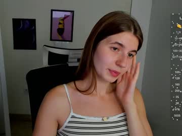 girl
        stacy_cy cam image #5050826