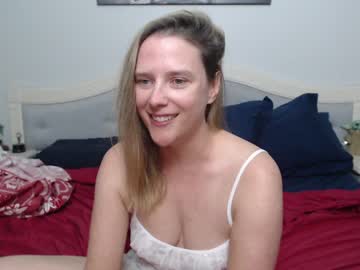 girl
        bluexstacey cam image #1892196
