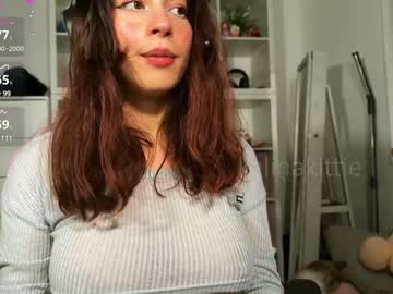 girl
        kalina_kittie cam image #6773370