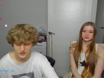 couple
        holybabe342 cam image #2949844