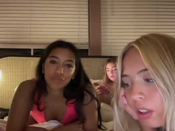 girl
        jenniferaddison cam image #5192532