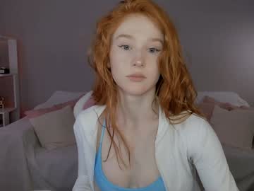 girl
        leahsthetics cam image #6975535