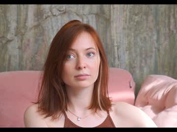 girl
        mona_elisa cam image #2874028
