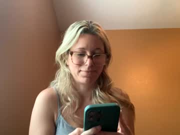 girl
        texas_blonde cam image #1750275