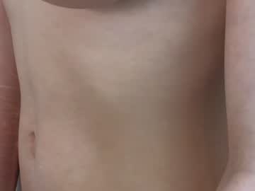 girl
        crazzy__cat cam image #2919157