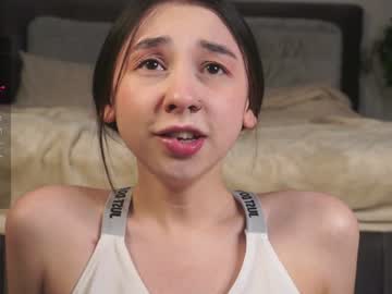 girl
        zarascarlett cam image #5693410