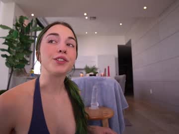 girl
        bailey_eilish cam image #4727834
