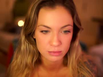girl
        melodymate cam image #4448194