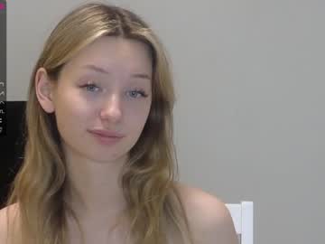 girl
        evafrancis cam image #1814239