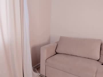 girl
        kendraharwell cam image #4353075