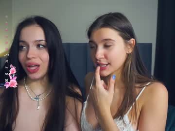 couple
        vivid_girls cam image #6696939