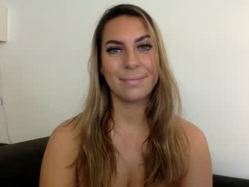 girl
        ariannakartel cam image #3134692