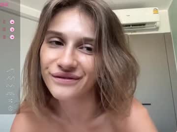 girl
        blair_fox cam image #6241363