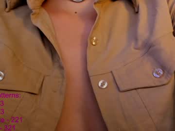 girl
        lindamei cam image #6813589