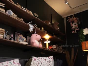 girl
        kateharrise cam image #4548598