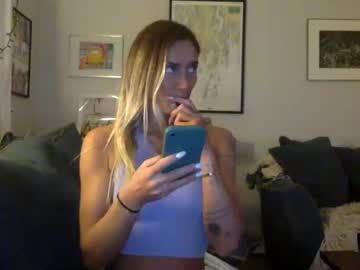girl
        yogagirl777 cam image #3704803