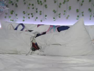 girl
        le_chan cam image #1992861