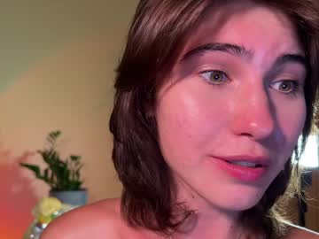 girl
        helensheaven cam image #4910365