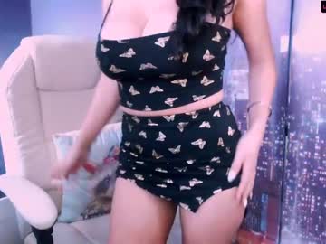 girl
        angiesuniverse cam image #583886