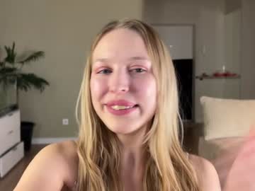 girl
        shyrubate cam image #5453978