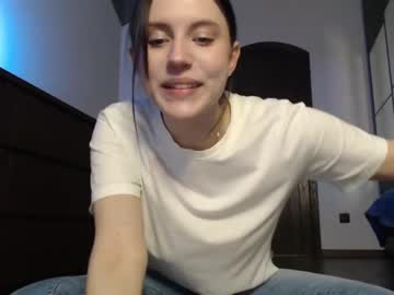 girl
        eva_eva_eva_eva_eva cam image #2839353
