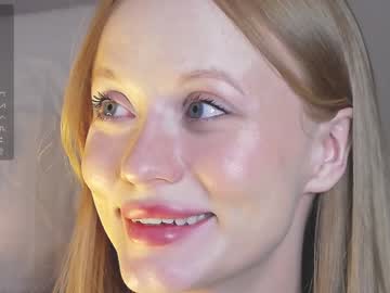 girl
        cute_shine cam image #4763358