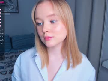 girl
        sun_shiiine cam image #1354825