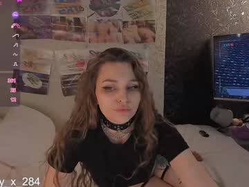 girl
        queenafina cam image #6361134