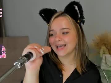 girl
        melissabowen cam image #4952394