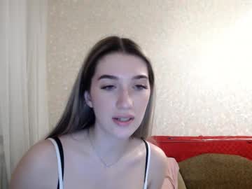 couple Nude Cam Girls Playing Games with garrymeow