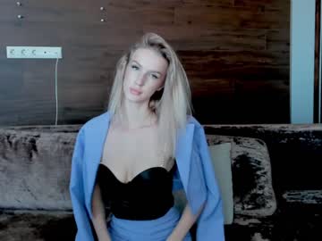girl
        marieblackwell cam image #1667482