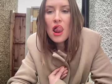 girl
        eatmypie69 cam image #6416579
