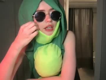 girl
        littlesugarpea cam image #2268280