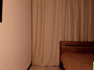 girl
        amandamedrano cam image #693019