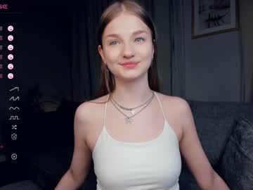 girl
        _magic_smile_ cam image #3941099