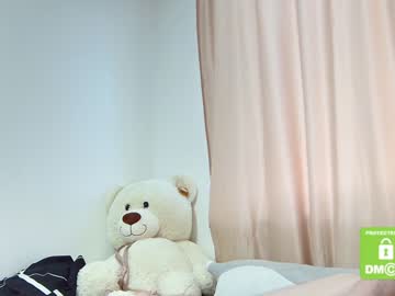couple
        chemicalbae cam image #1794507