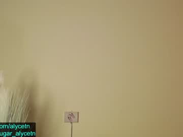 girl
        alycetn cam image #1116295