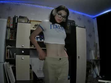 girl
        alodieherlan cam image #6955196