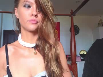 girl
        _demi_dee_ cam image #6623045