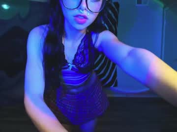 girl
        salemhex cam image #1902637