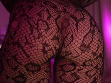 girl
        hannahjames710 cam image #3229308
