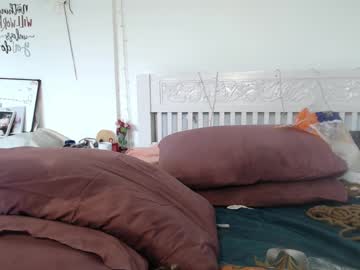 girl
        felicia_busty26 cam image #4561467