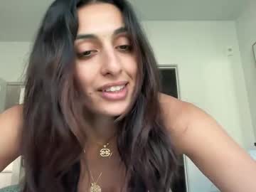 girl
        camiliakxoxo cam image #5555362