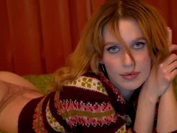 girl
        ellaa91 cam image #3343417